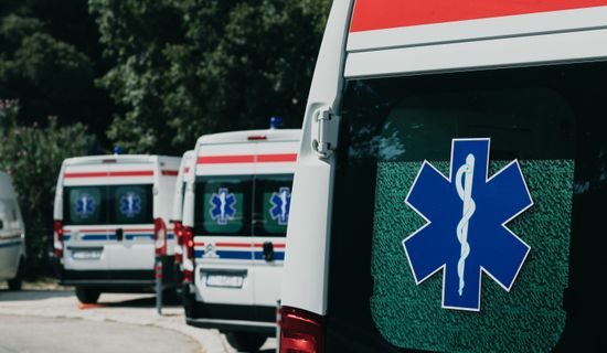罗甸救护车转运病人过路高速收费吗？